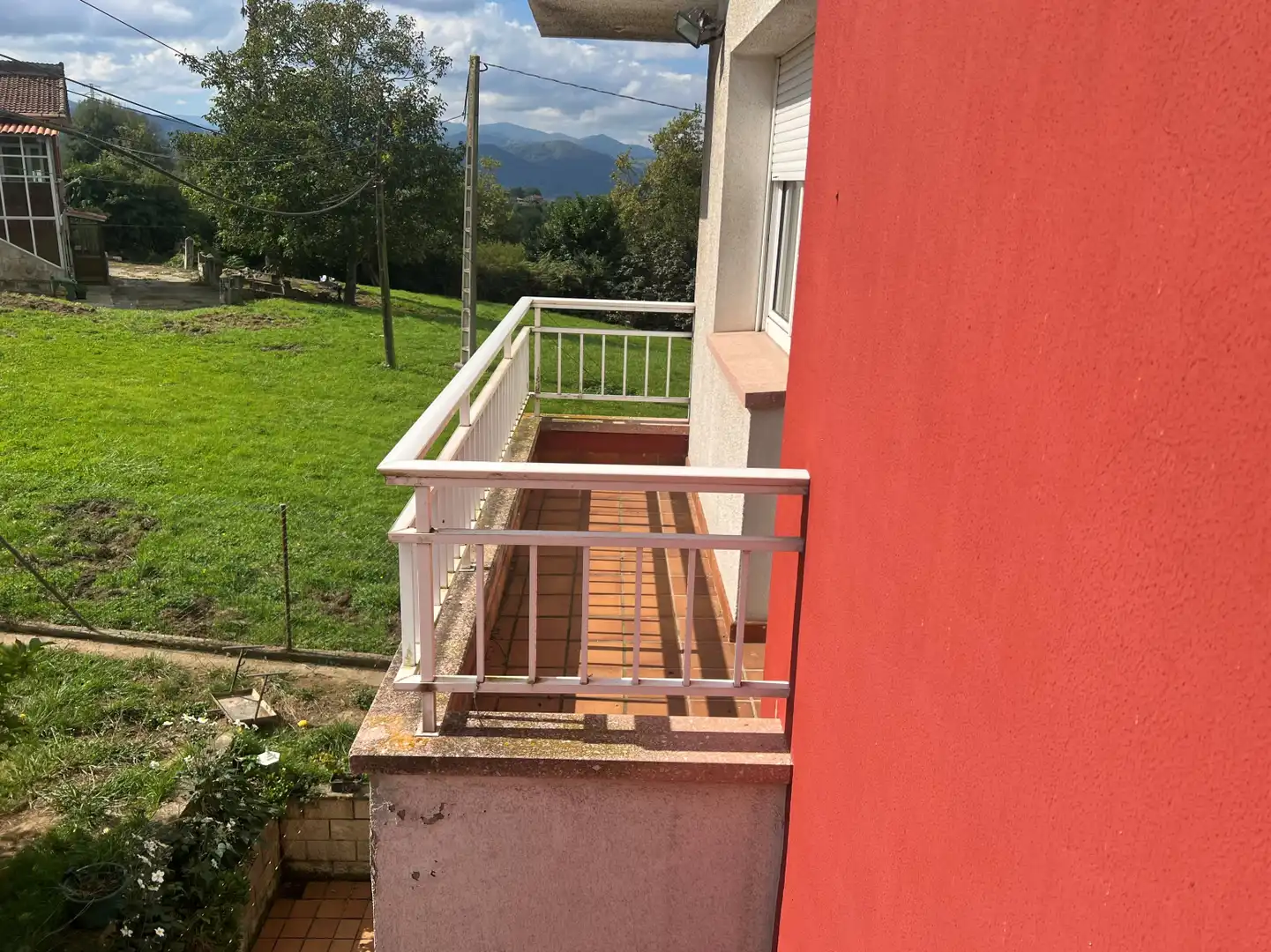 Terrassa de Casa o xalet en venda en Oviedo  amb Calefacció, Parquet i Terrassa