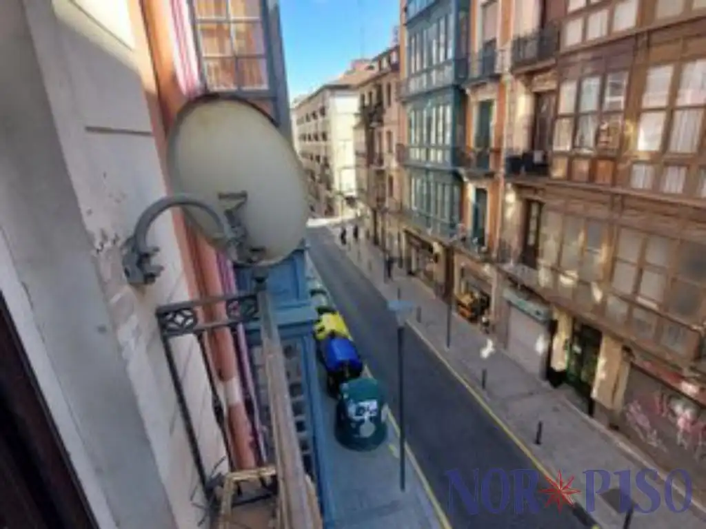 Pis amb terrassa en venda a Ibaiondo, imagen 2