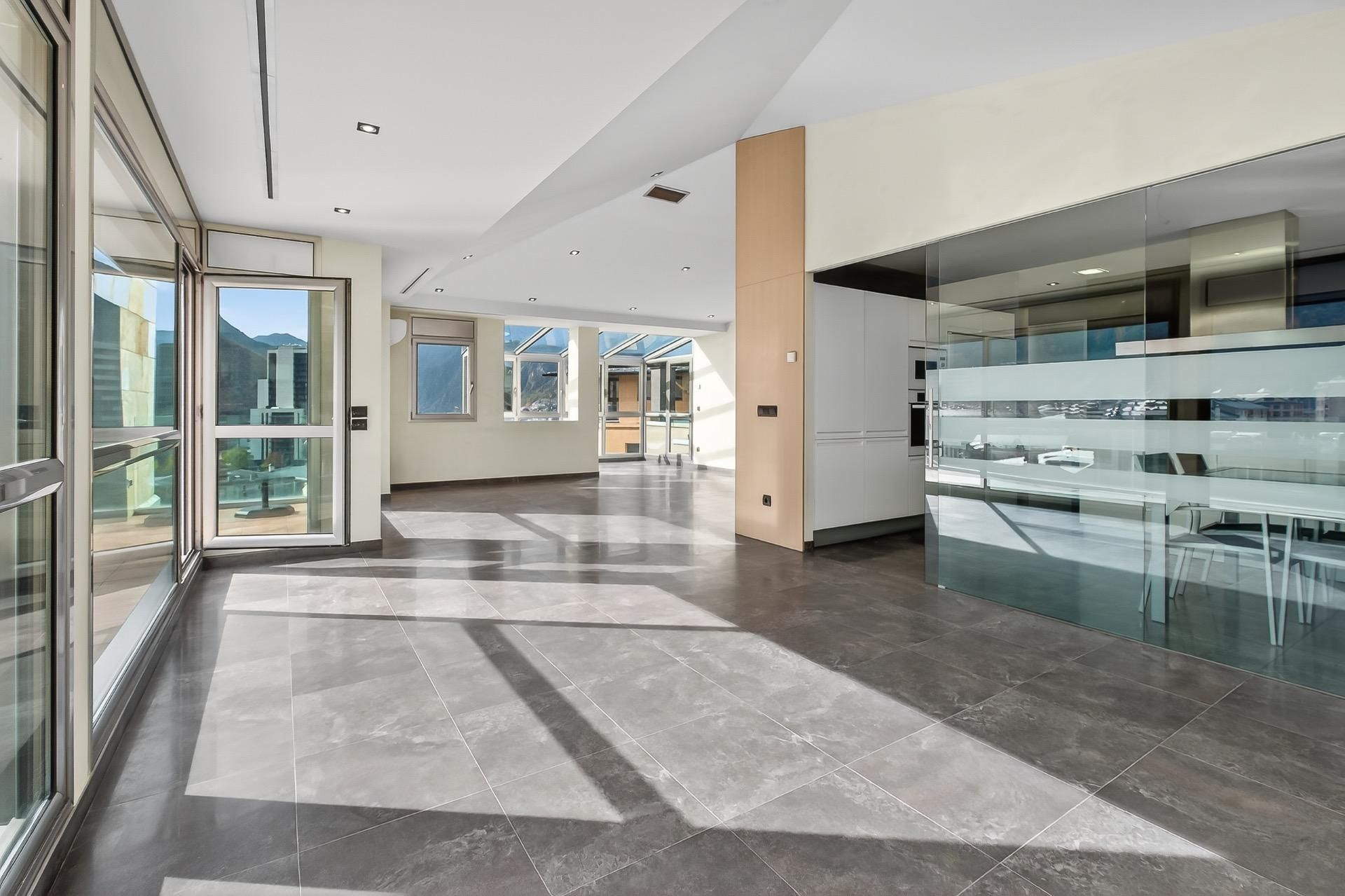 Attic for sale in Escaldes – Engordany  with Air Conditioner, Heating and Terrace