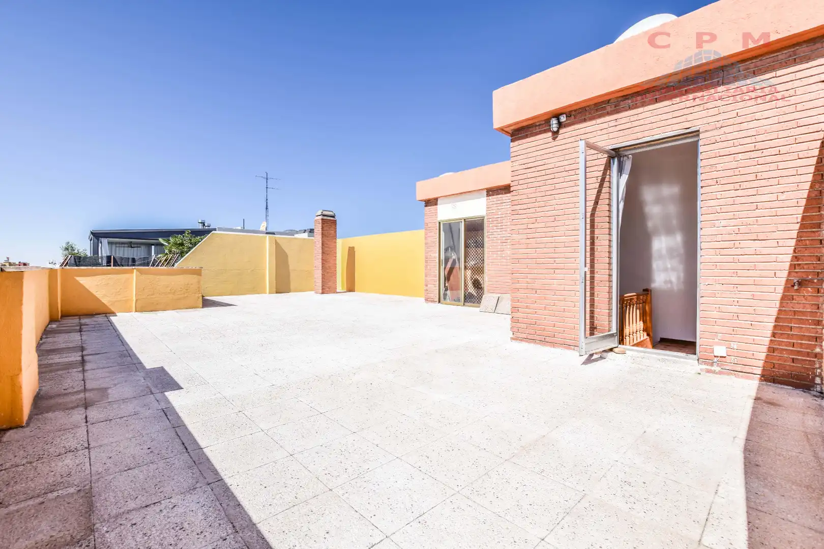 Terrace of Attic for rent in Madrid  with Air Conditioner, Heating and Parquet flooring