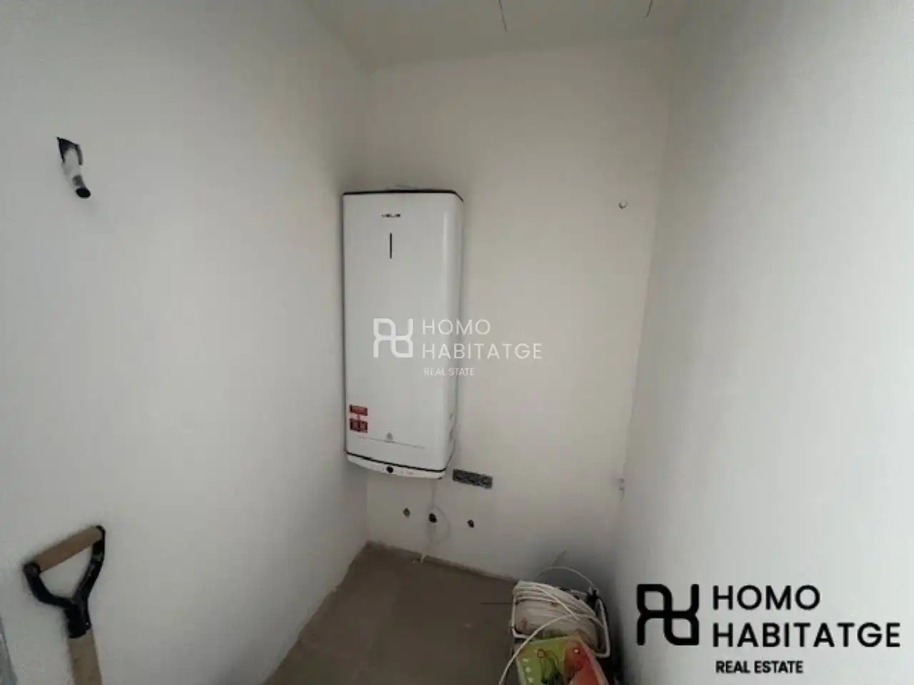 Balcony of Houses for sale in Sabadell  with Air Conditioner, Heating and Alarm