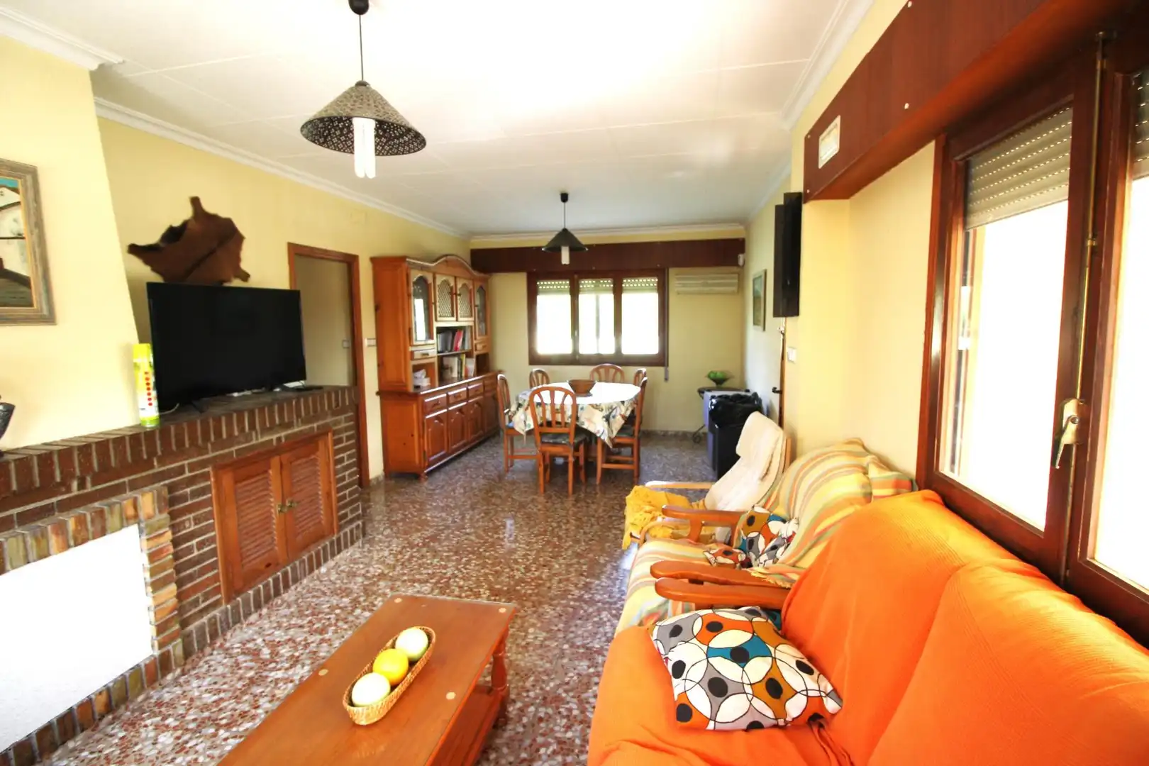 Sala de estar de Casa o chalet en venta en Alicante / Alacant con Aire acondicionado, Terraza y Piscina