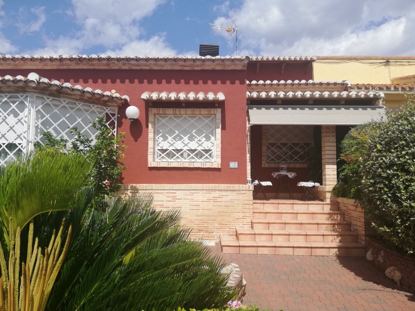 Exterior view of Single-family semi-detached for sale in Benisuera  with Air Conditioner, Heating and Private garden