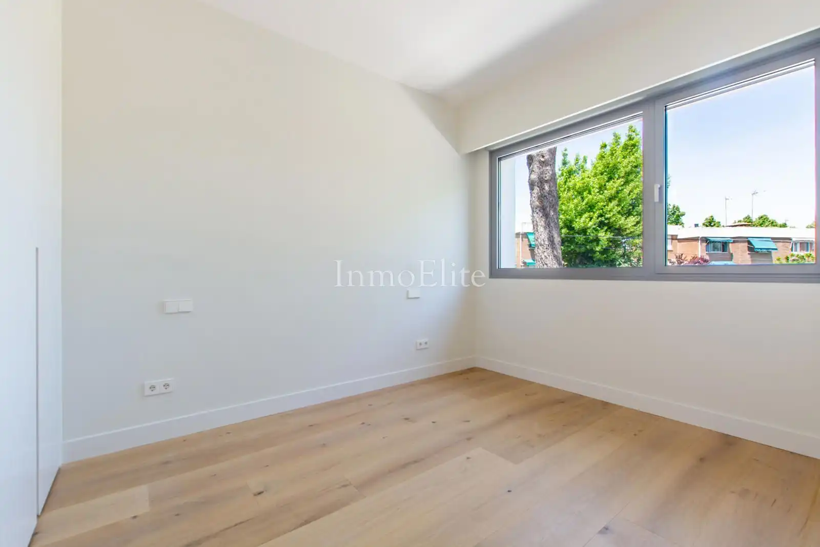 Casa bifamiliare con piscina in vendita a Avenida Europa, imagen 32