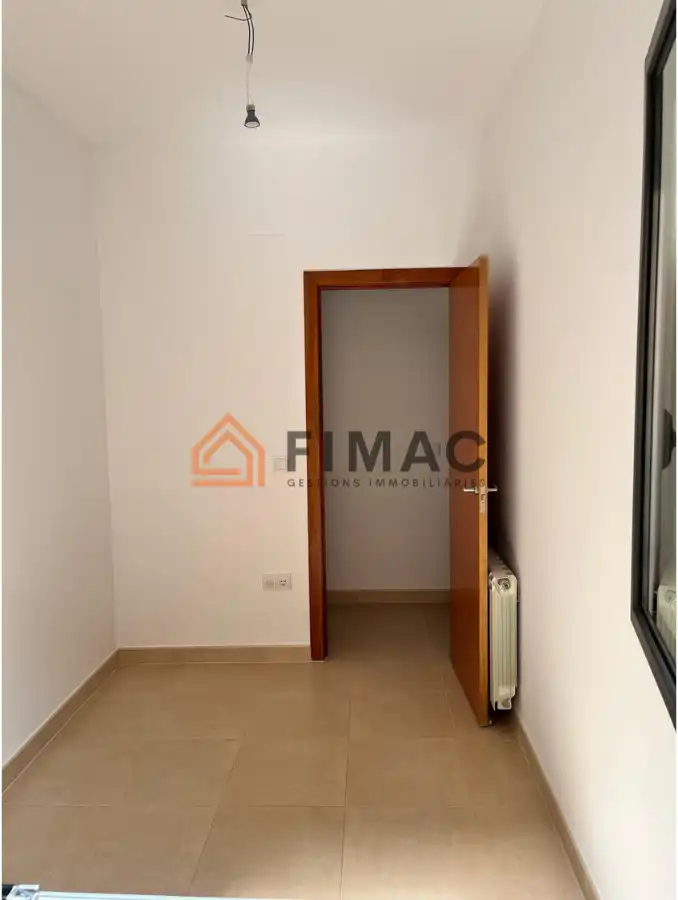 Piso en venta en Sant Hipòlit de Voltregà con Calefacción
