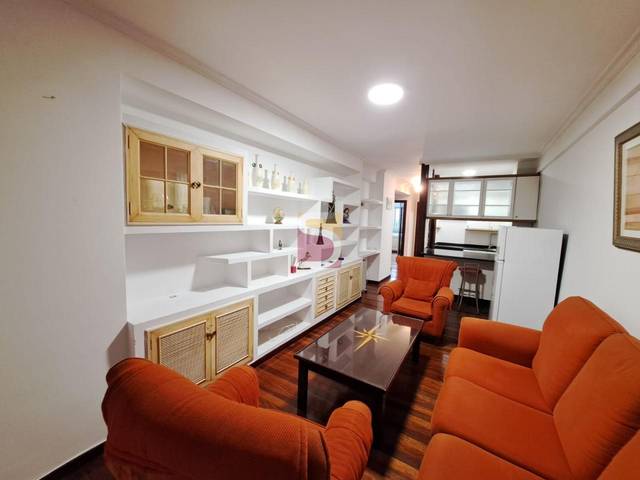 Piso en Alquiler en Doctor Cadaval en Centro - Areal