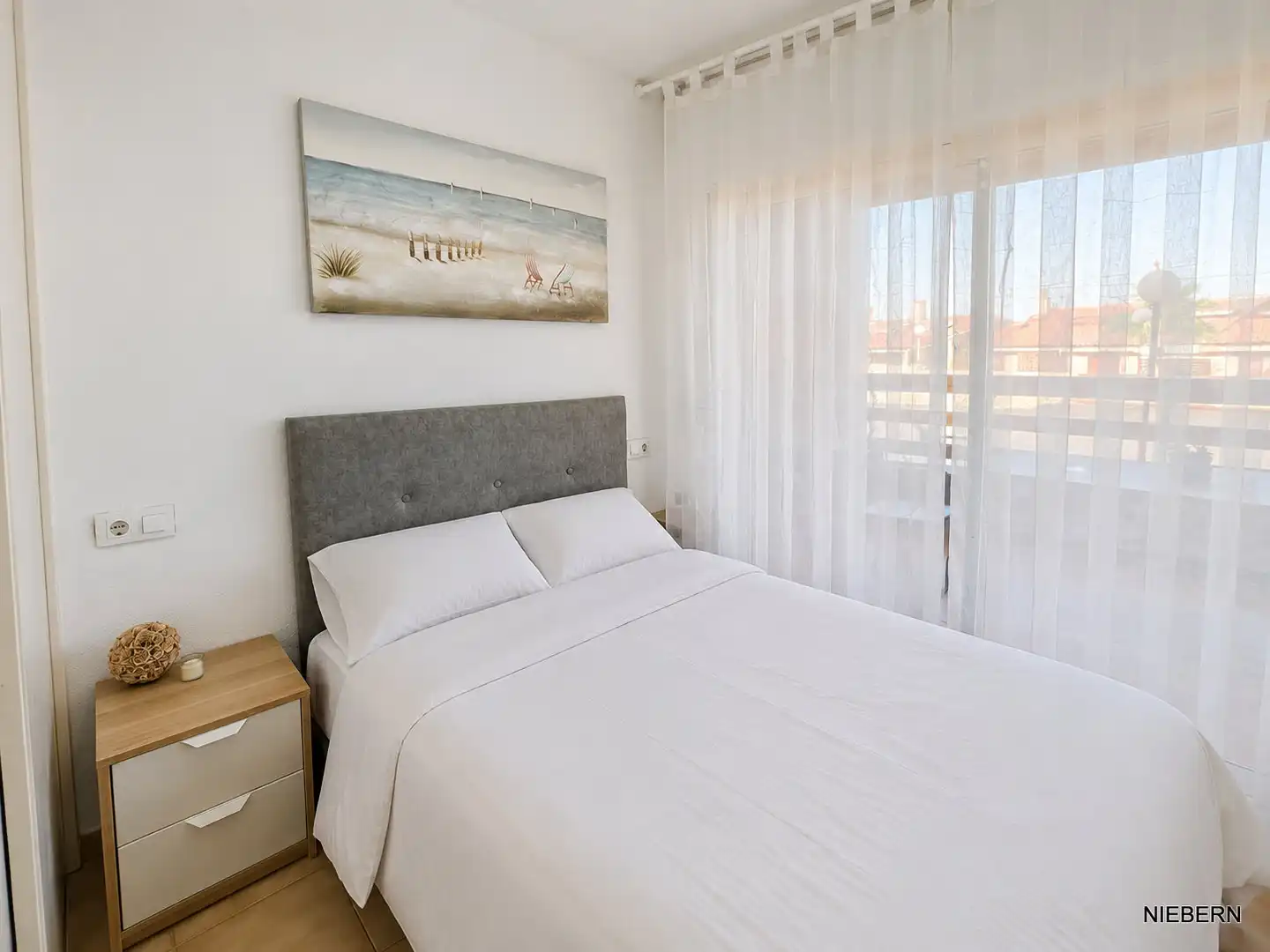 Dormitori de Pis en venda en La Manga del Mar Menor amb Moblat, Balcó i Piscina comunitària
