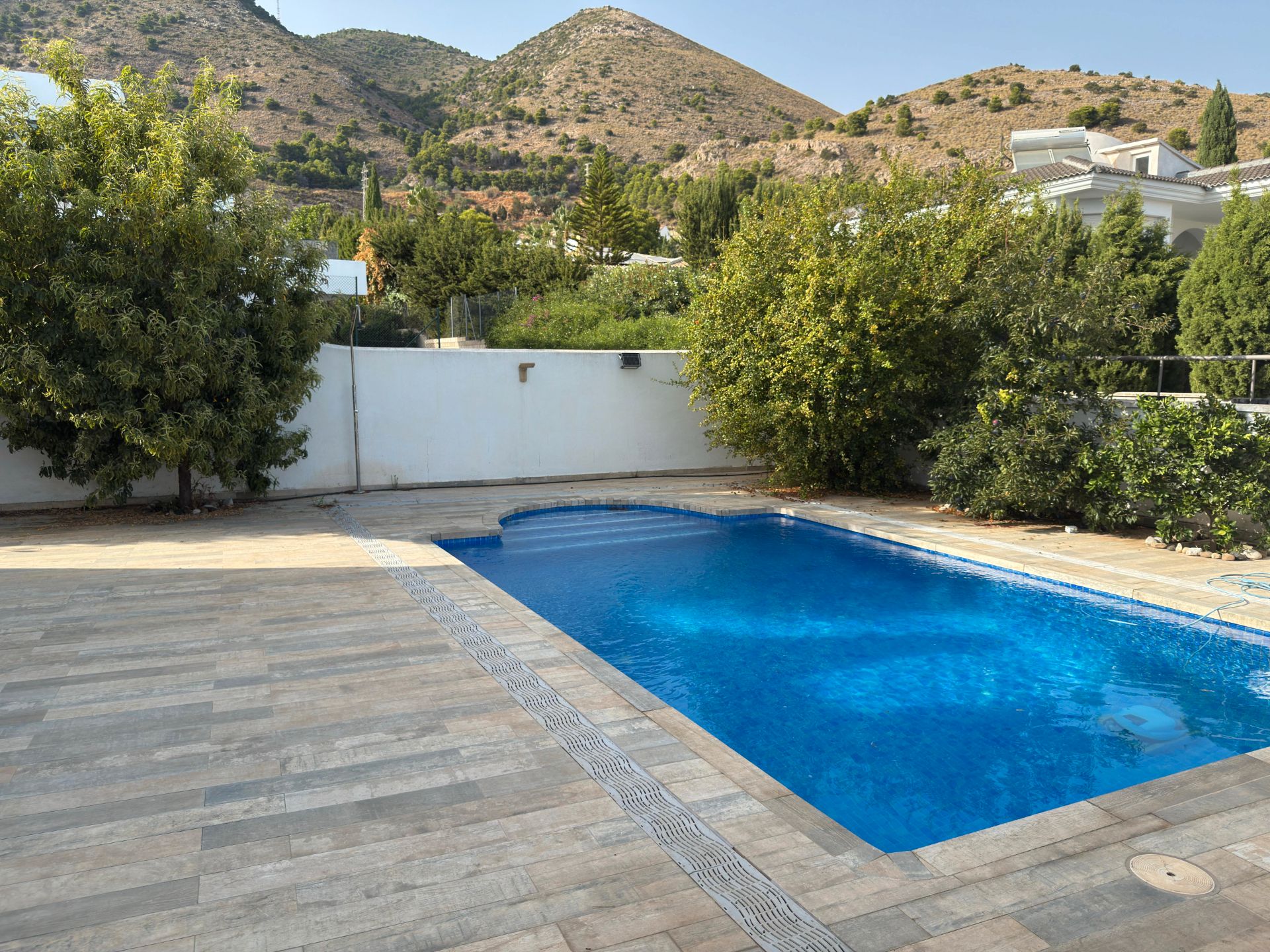 Swimming pool of House or chalet for sale in Benalmádena  with Air Conditioner, Heating and Parquet flooring