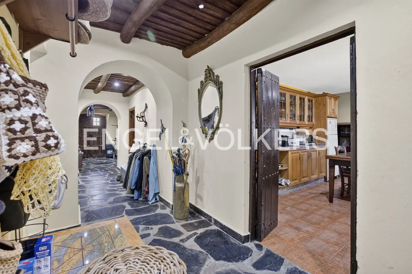 Houses for sale in Aracena, Huelva