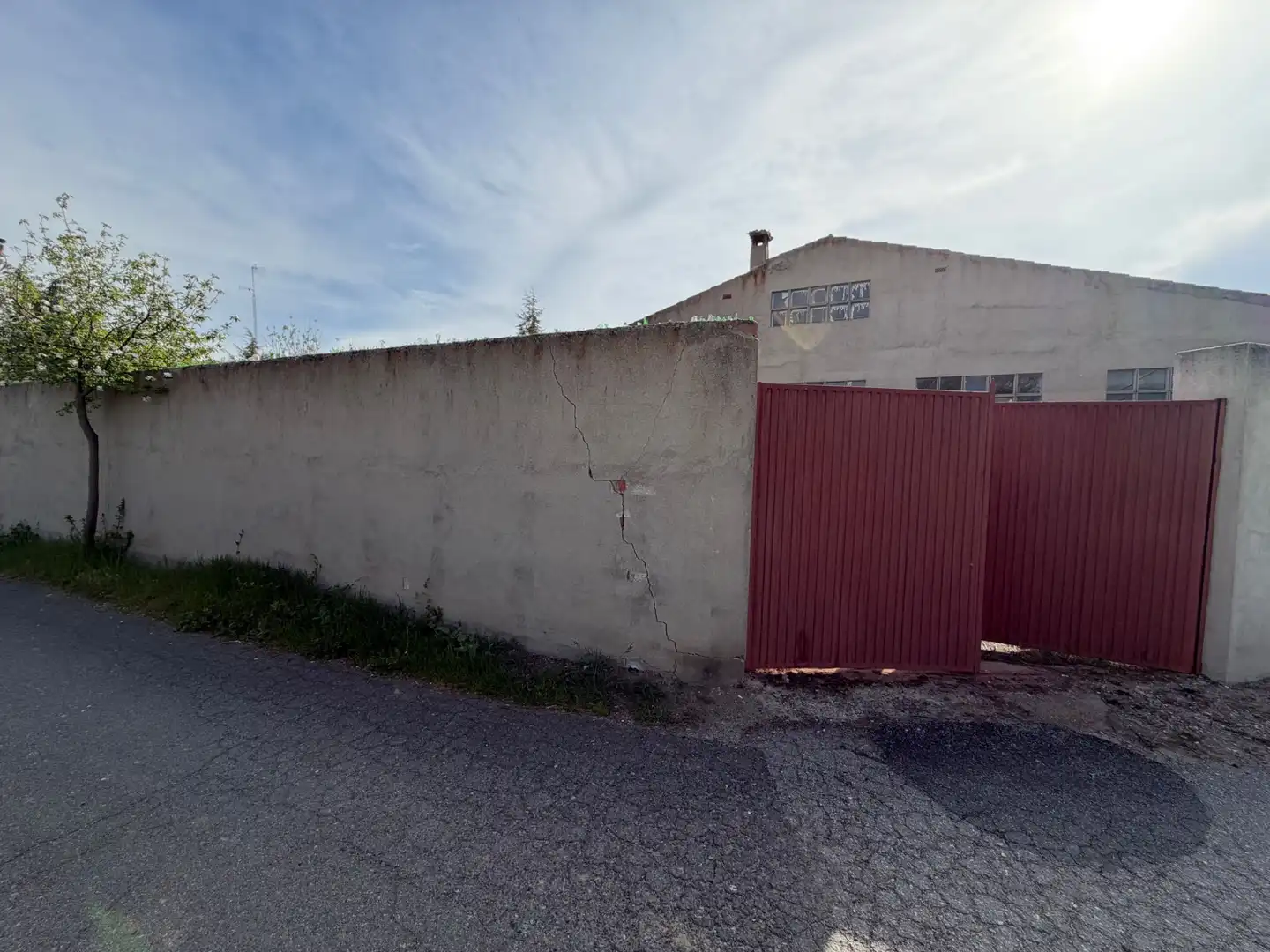 Vista exterior de Nave industrial en venta en Ávila