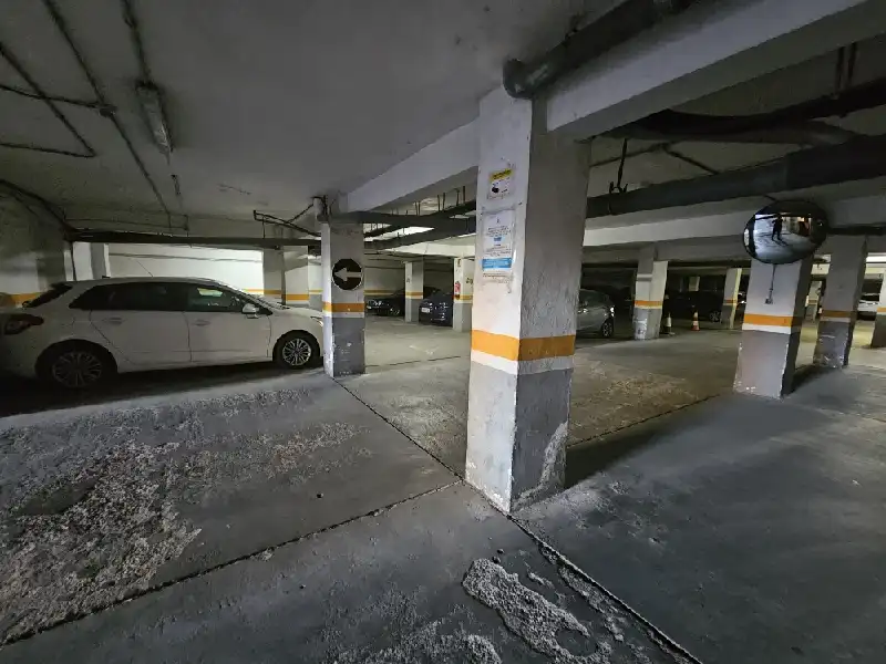 Parking for sale in Tomas De Villarroya, 5, imagen 4