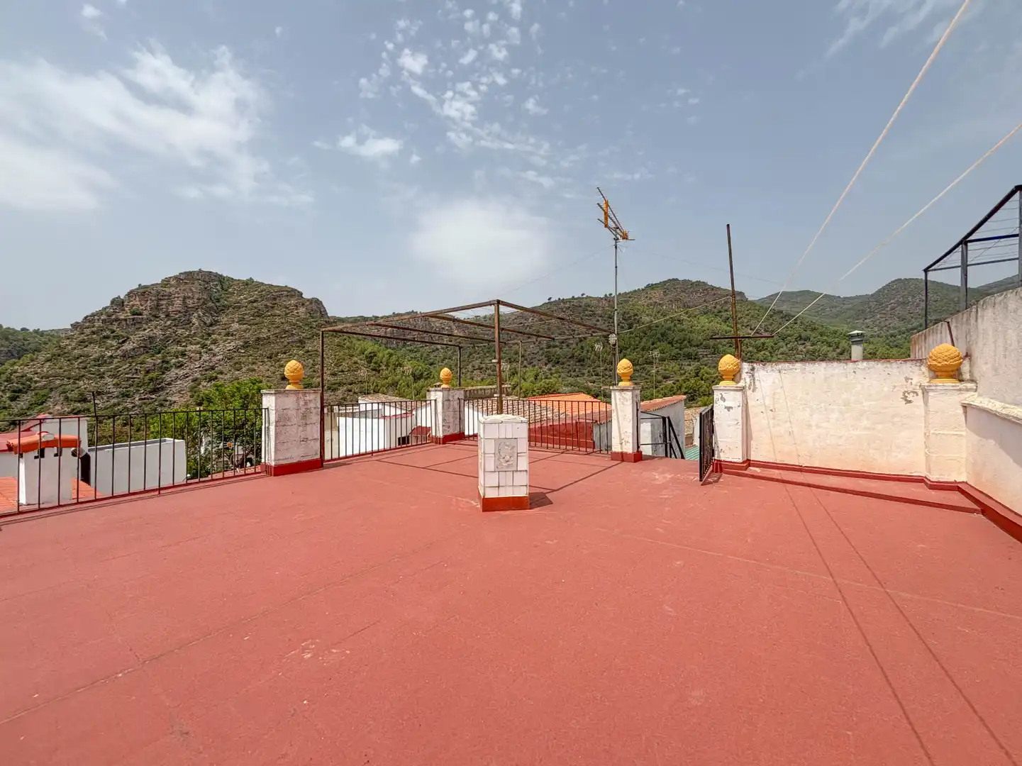 Terrassa de Casa o xalet en venda en Marines amb Aire condicionat, Terrassa i Balcó