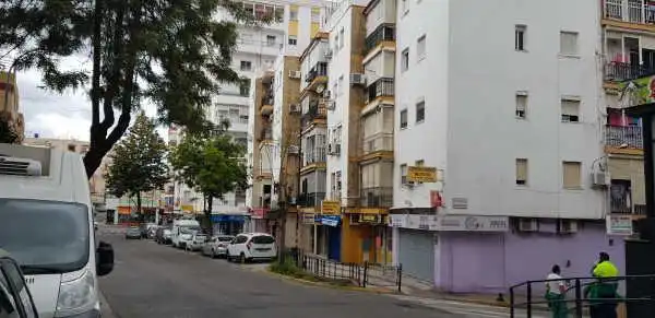 Vista exterior de Piso en venta en San Juan de Aznalfarache