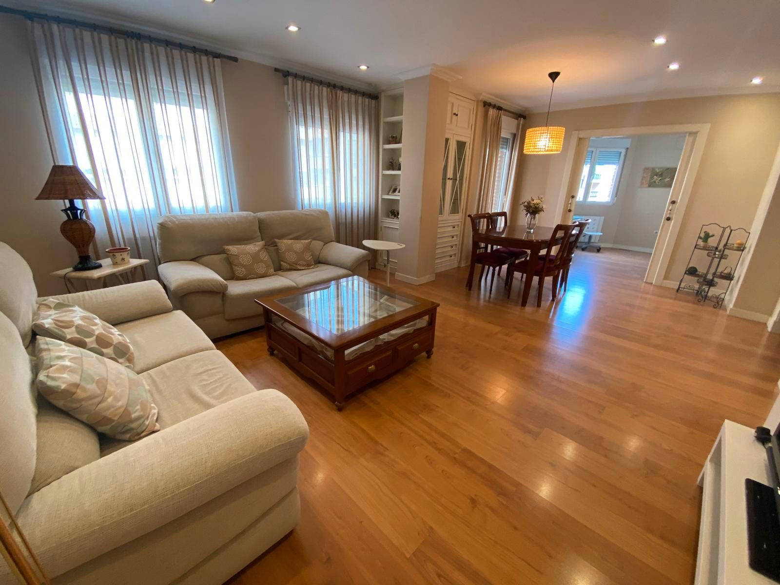 Flat to rent in Calle Pedro Martínez Gutiérrez, Feria