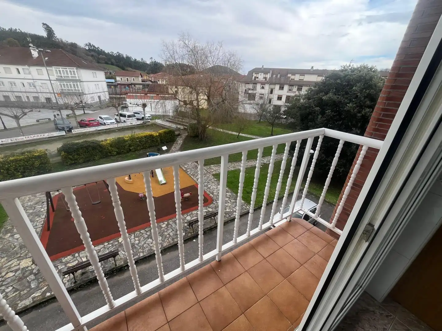 Terrasse von Wohnung zum Verkauf in Bárcena de Cicero mit Heizung, Terrasse und Möbliert