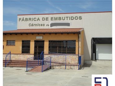 Industrial building for sale in Polígono San Cristóbal