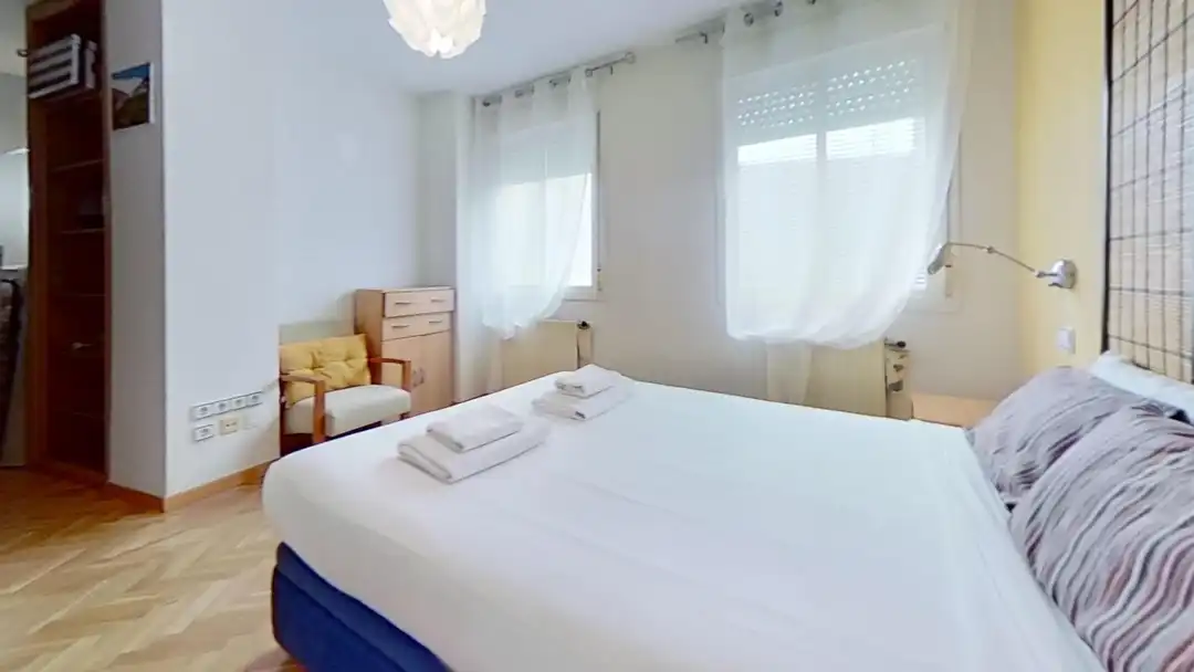 Habitación de Piso de alquiler en Madrid con Aire acondicionado, Calefacción y Horno