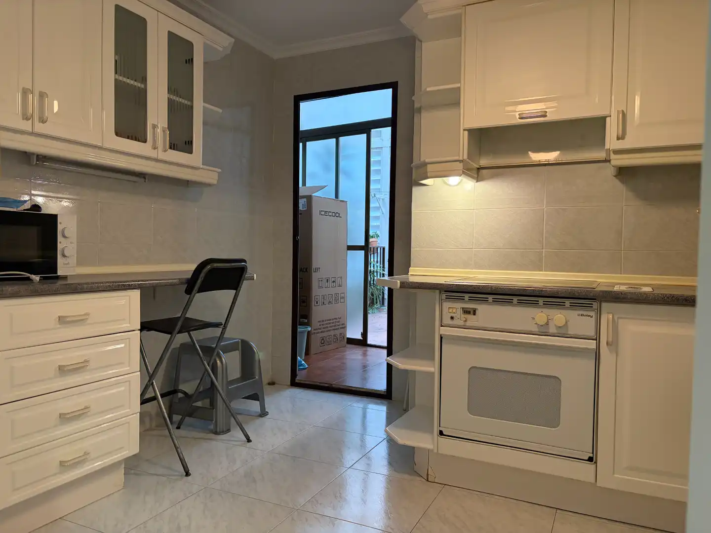Wohnung zur Miete in Calle Sor Valentina Mirón, Los Pinos - El Pilar