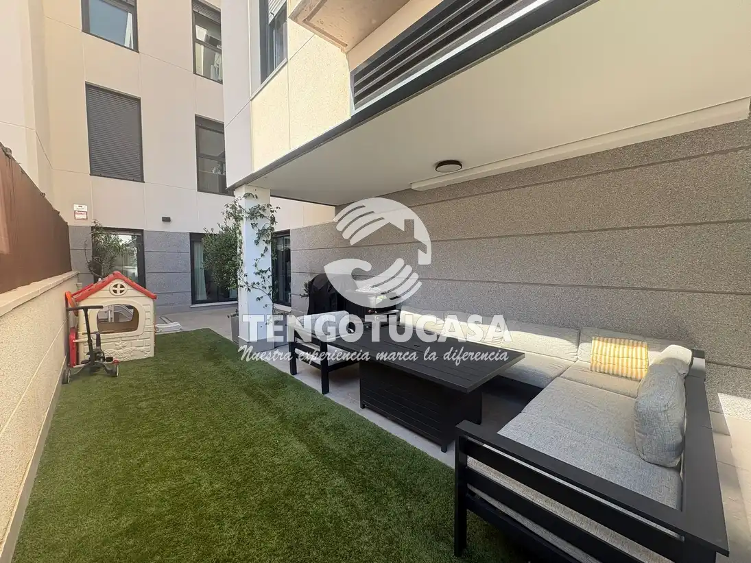 Terrasse von Wohnung zur Miete in Madrid mit Klimaanlage, Heizung und Privatgarten