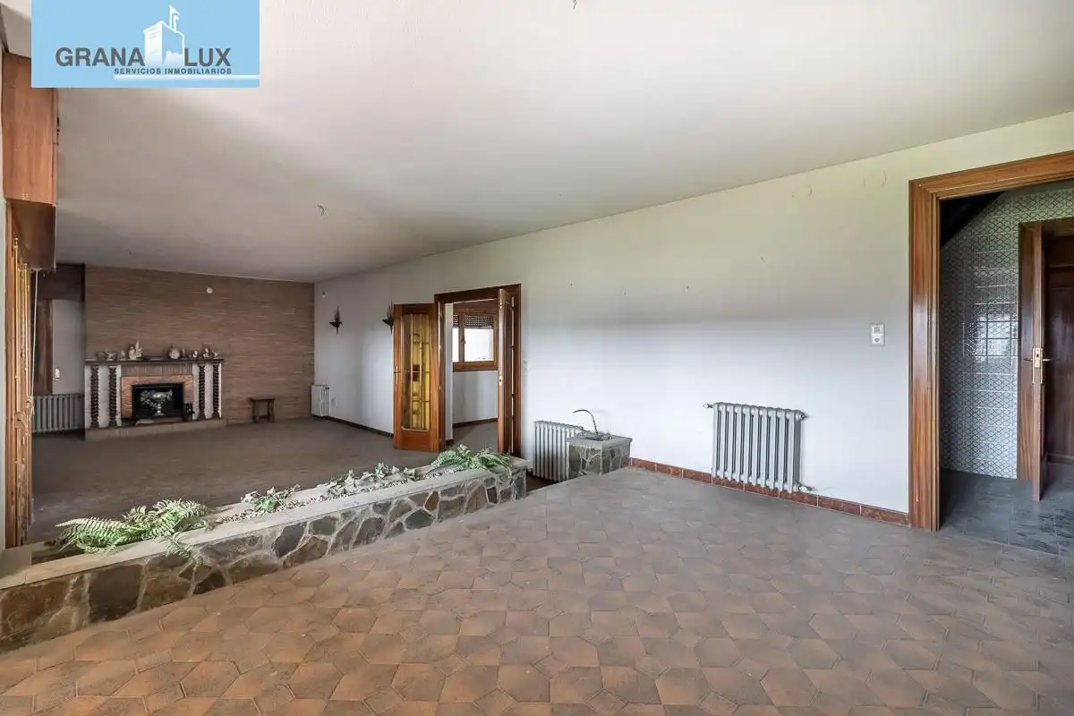 Casa rústica amb piscina en venda a Santa Fe, imagen 5