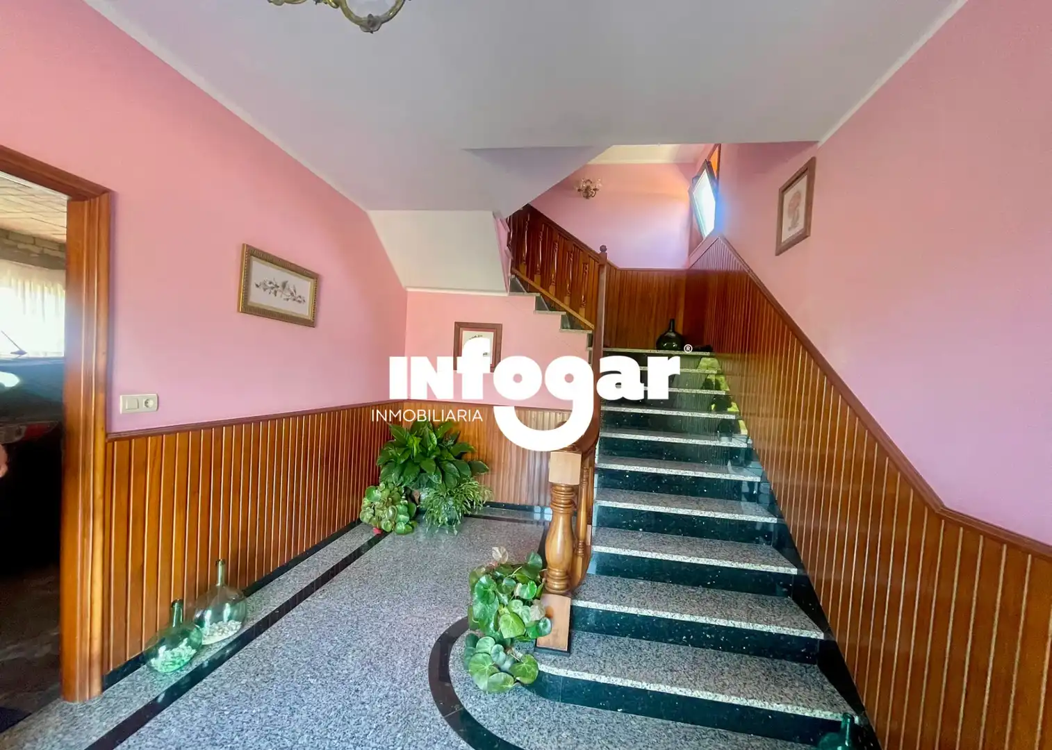 Casa o chalet en venta en O Rosal   con Terraza, Trastero y Amueblado