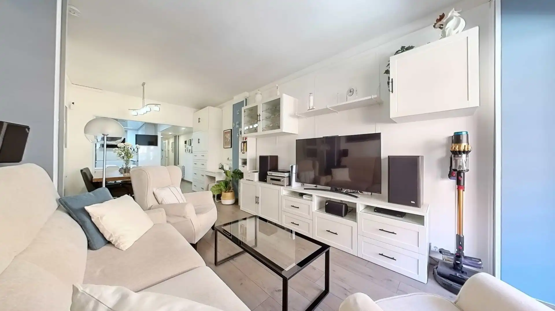 Piso con terraza en venta en Calle Virgili