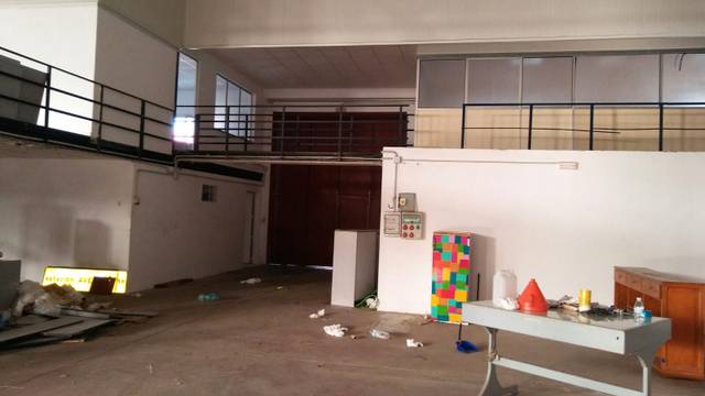 Nave industrial en Alquiler en Alcolea