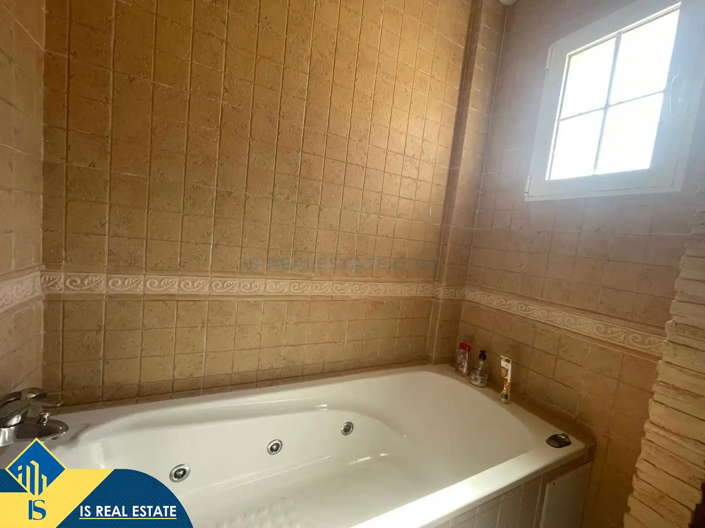 Bathroom of Houses for sale in Torrevieja  with Air Conditioner, Heating and Terrace