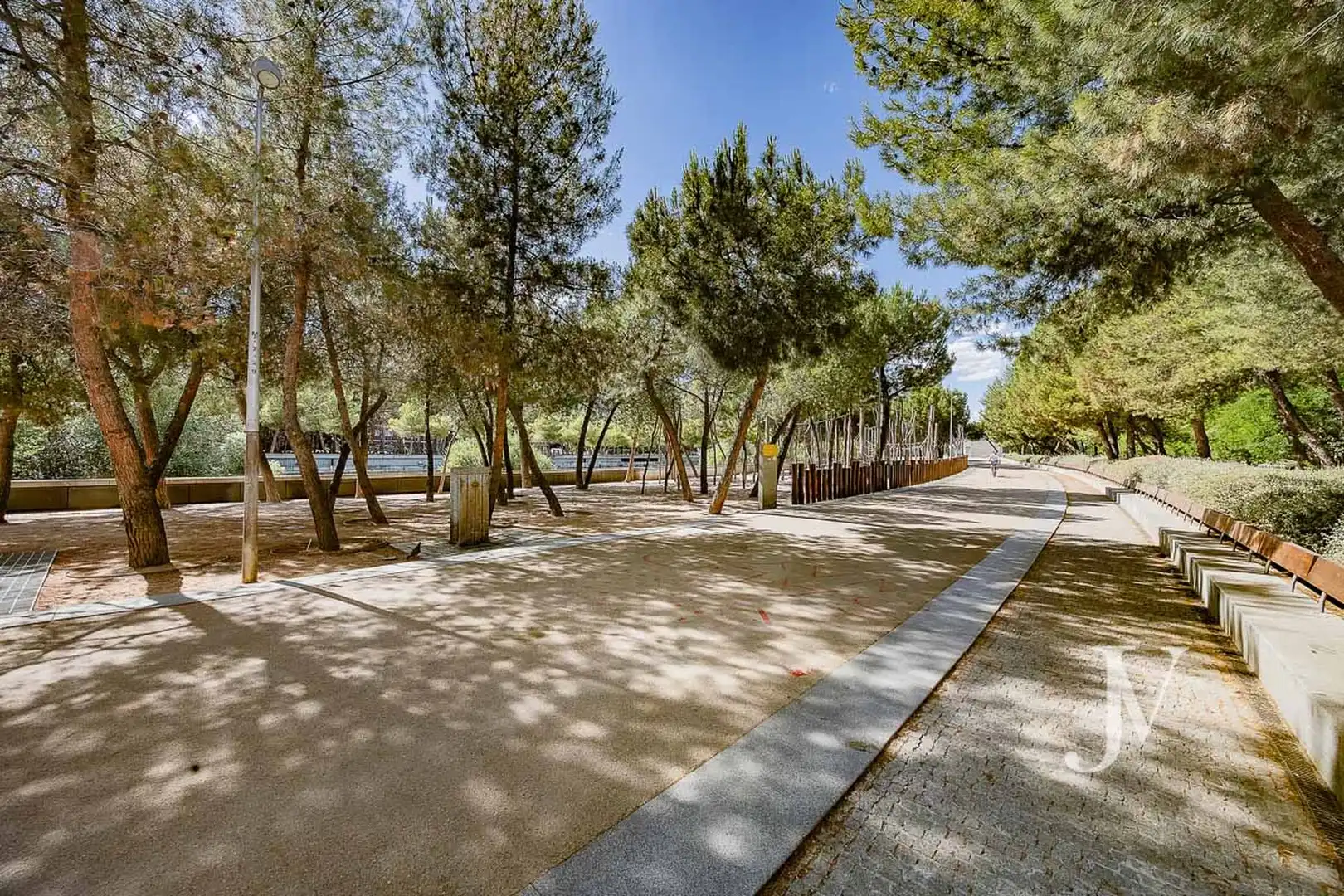 Außenansicht von Wohnung zum Verkauf in Madrid mit Heizung