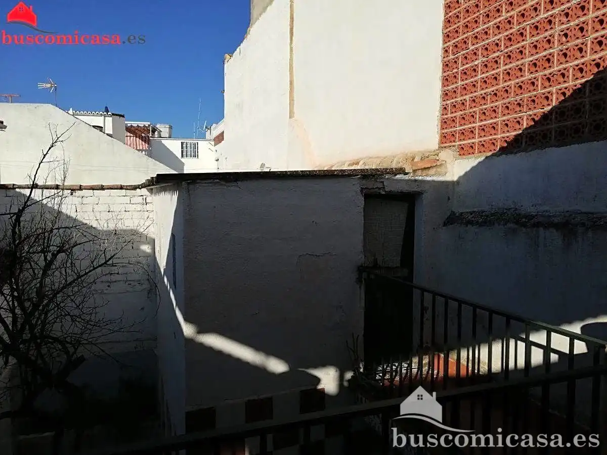Vista exterior de Casa adosada en venta en Linares con Aire acondicionado, Jardín privado y Terraza