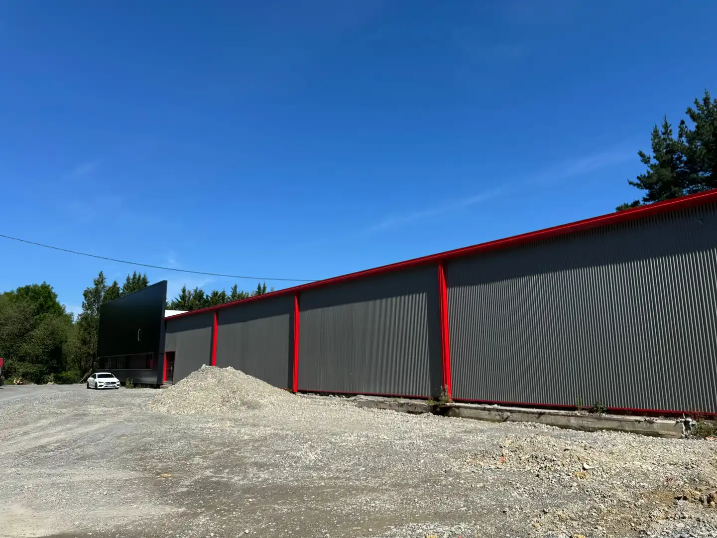 Vista exterior de Nau industrial en venda en Abadiño  amb Alarma
