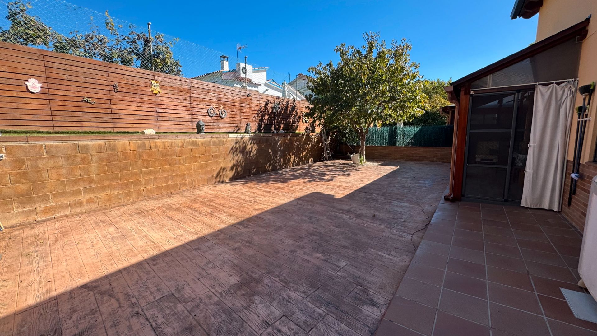 Terrace of Single-family semi-detached for sale in Palau-solità i Plegamans  with Air Conditioner, Heating and Private garden