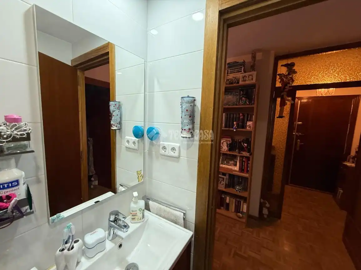 Flat for sale in Madrid  with Heating, Parquet flooring and Storage room