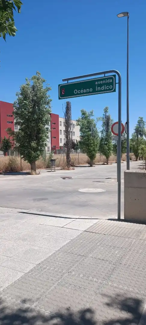 Parkplatz von Wohnung zum Verkauf in Zuera mit Heizung, Möbliert und Ofen