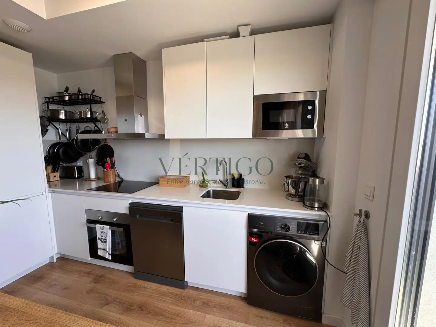 Küche von Wohnung zum Verkauf in Dos Hermanas mit Klimaanlage, Heizung und Terrasse