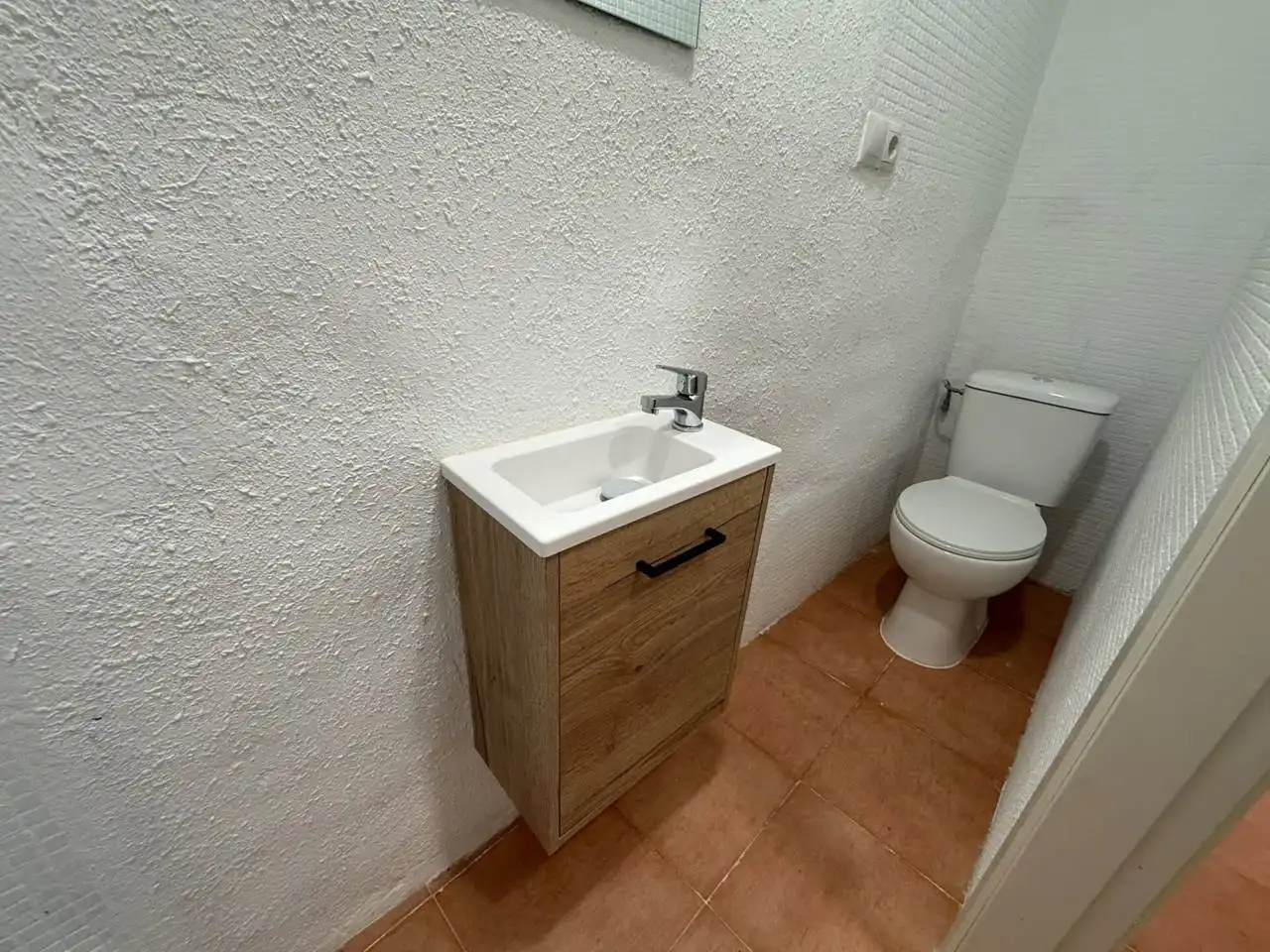 Bathroom of Apartments for rent in Abanilla, Murcia