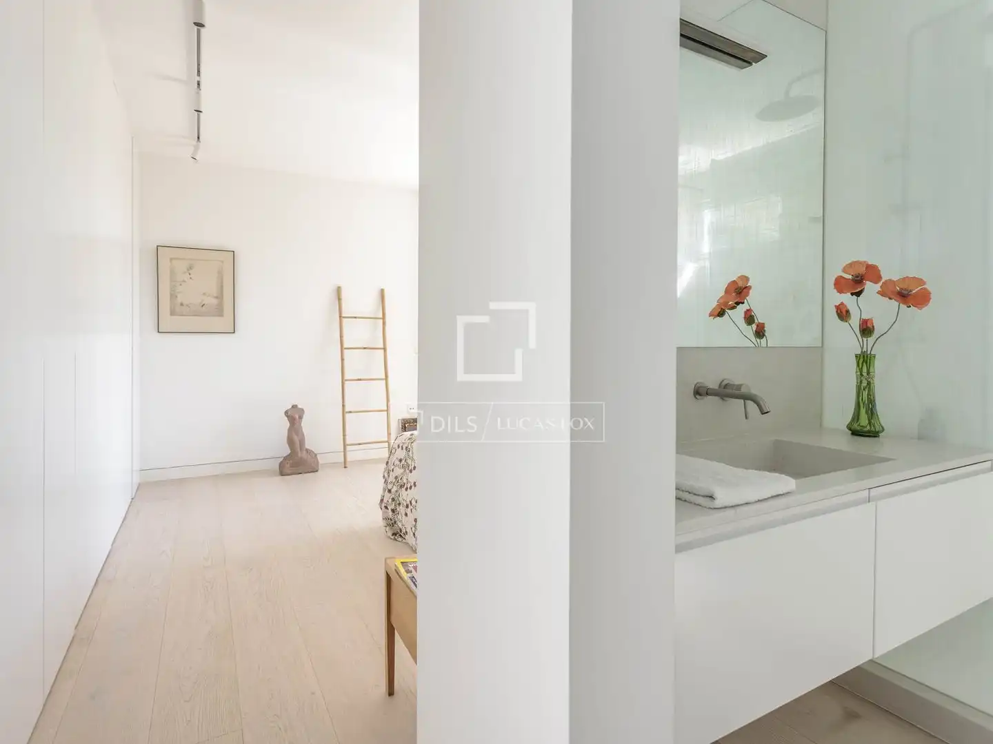 Bedroom of Flat for rent in Madrid  with Air Conditioner, Heating and Private garden