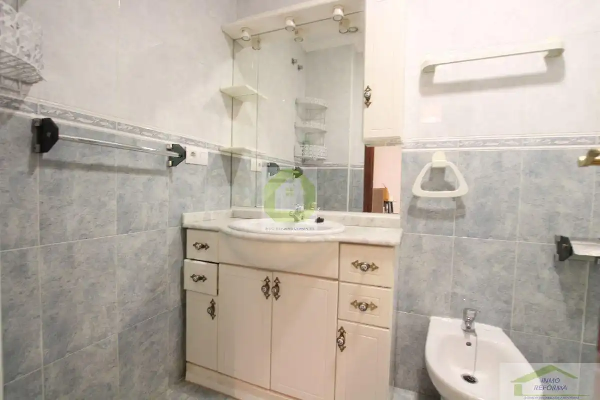 Bathroom of Flat for sale in Armilla  with Air Conditioner, Storage room and Balcony