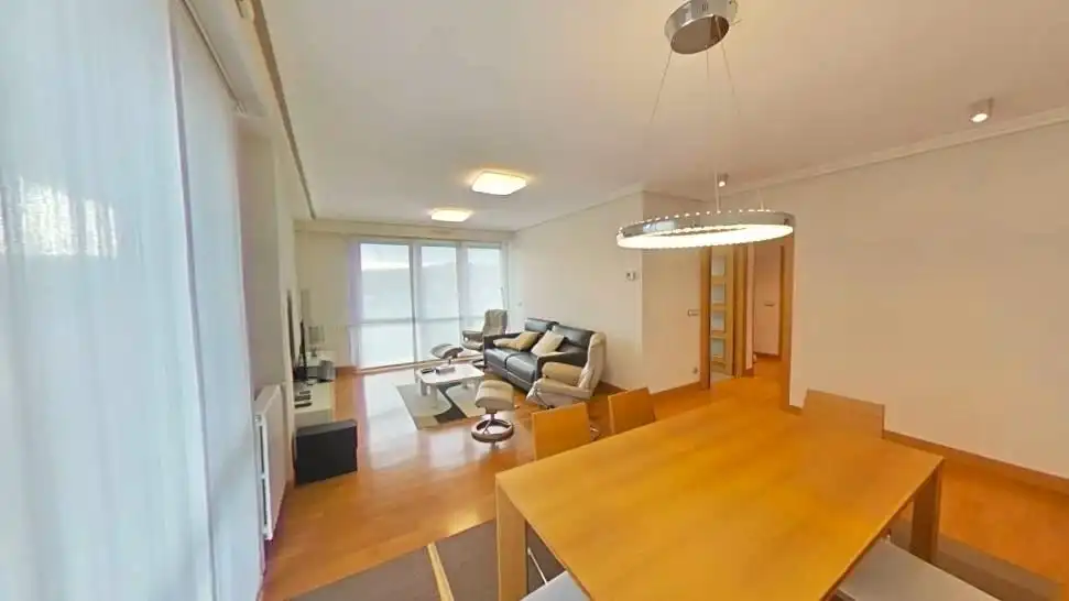 Sala de estar de Piso en venta en Donostia - San Sebastián  con Calefacción, Jardín privado y Terraza