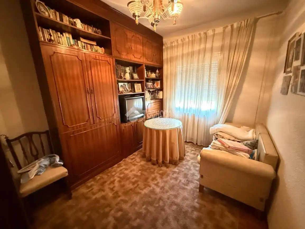 Habitación de Piso en venta en Talavera de la Reina con Aire acondicionado, Calefacción y Amueblado