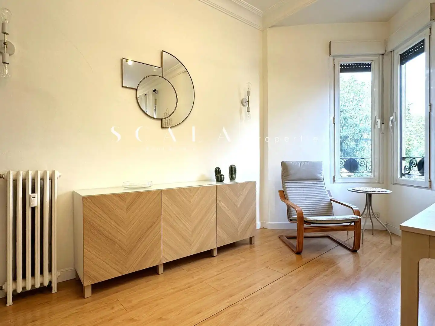 Wohnung zur Miete in Infanta Isabel, Jerónimos