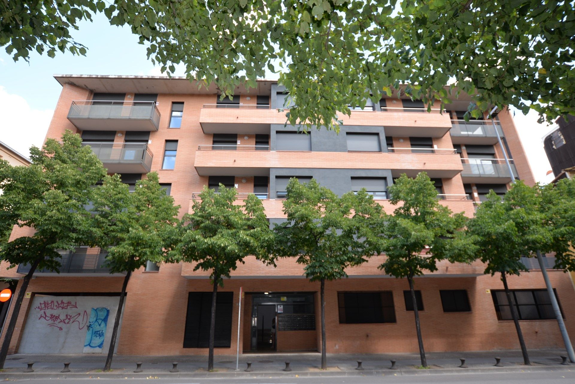 Local en venta en Olot, Santa Eugènia