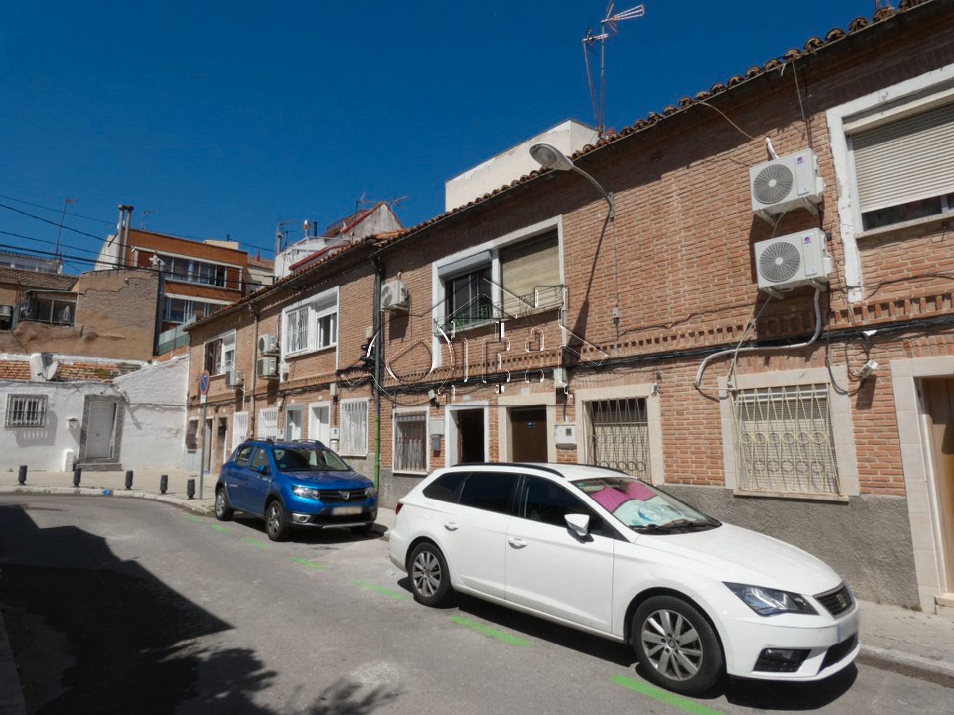 Vista exterior de Casa adosada en venda en  Madrid Capital amb Aire condicionat, Calefacció i Jardí privat