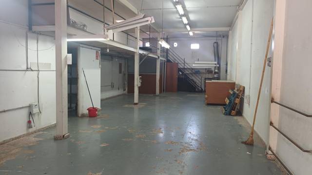 Local comercial en Alquiler en La Morenica