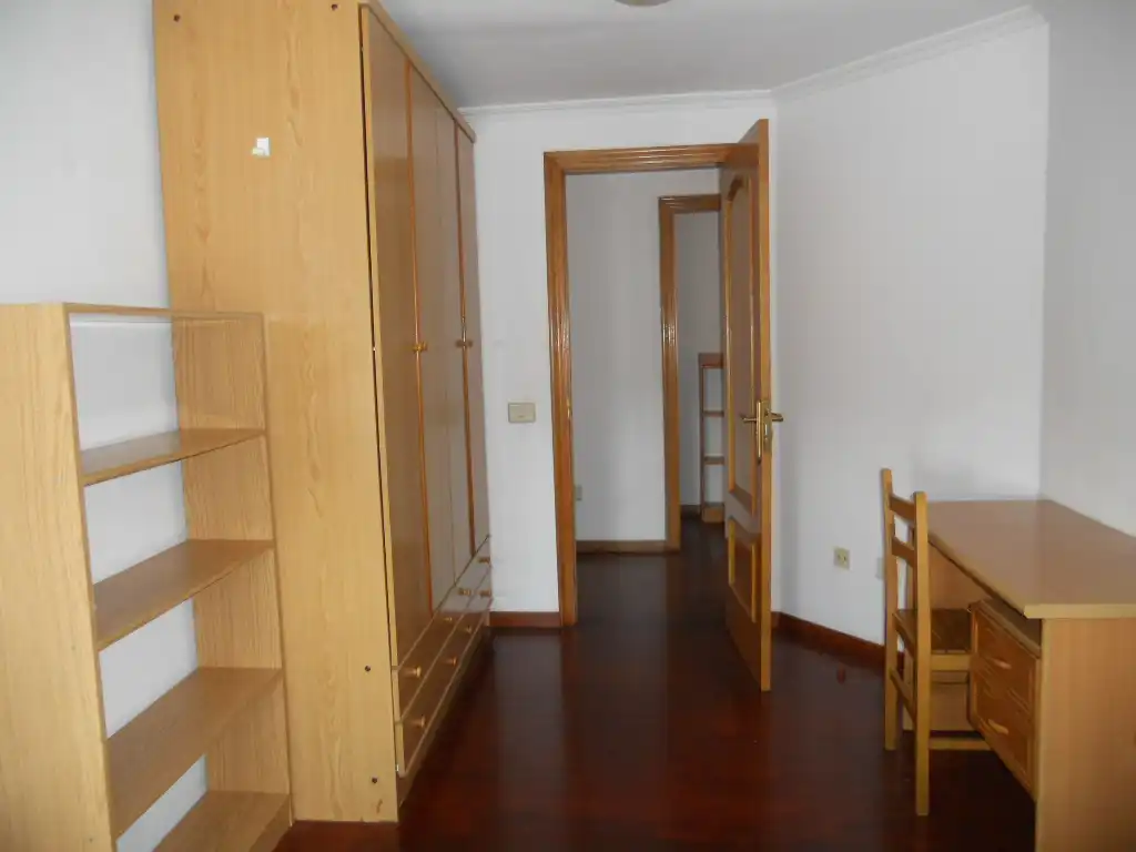 Flat for rent in Santiago de Compostela   with Heating, Furnished and Oven