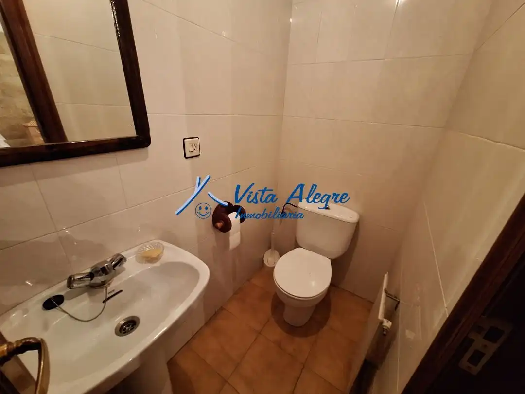 Baño de Casa o chalet en venta en Gimileo con Calefacción, Terraza y Trastero