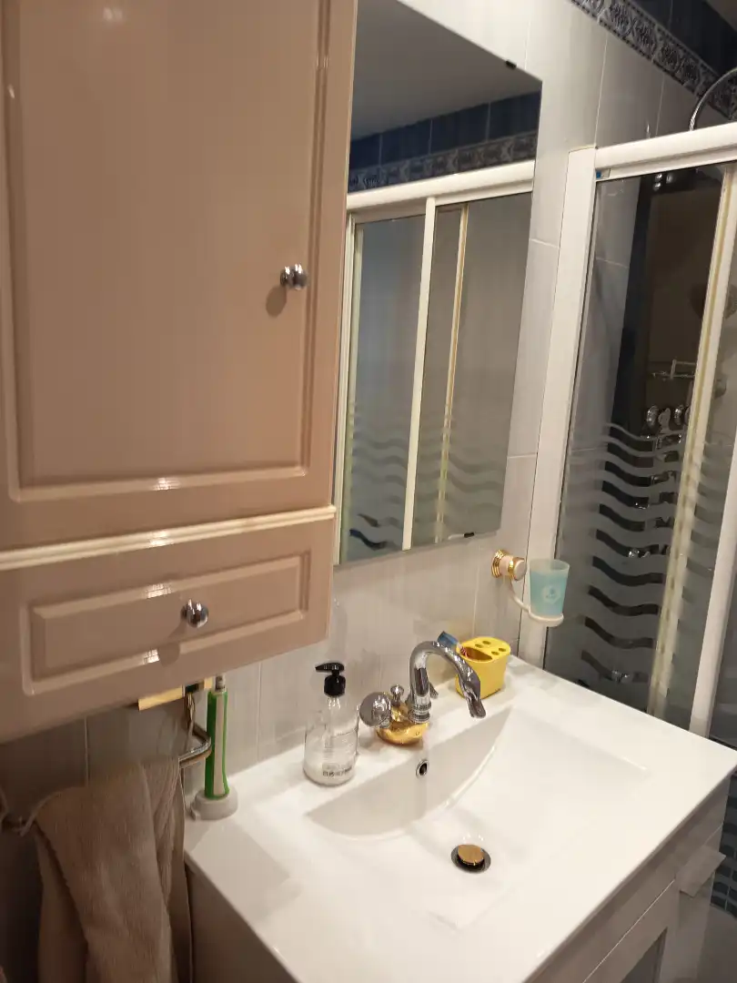Baño de Piso en venta en Avilés con Calefacción, Parquet y Trastero