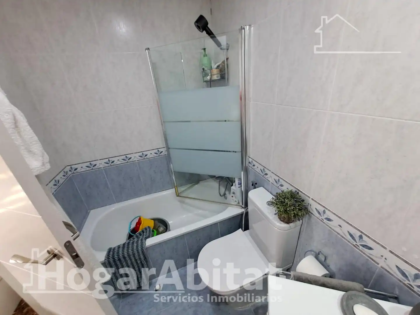 Baño de Piso en venta en Alaquàs con Aire acondicionado, Calefacción y Balcón