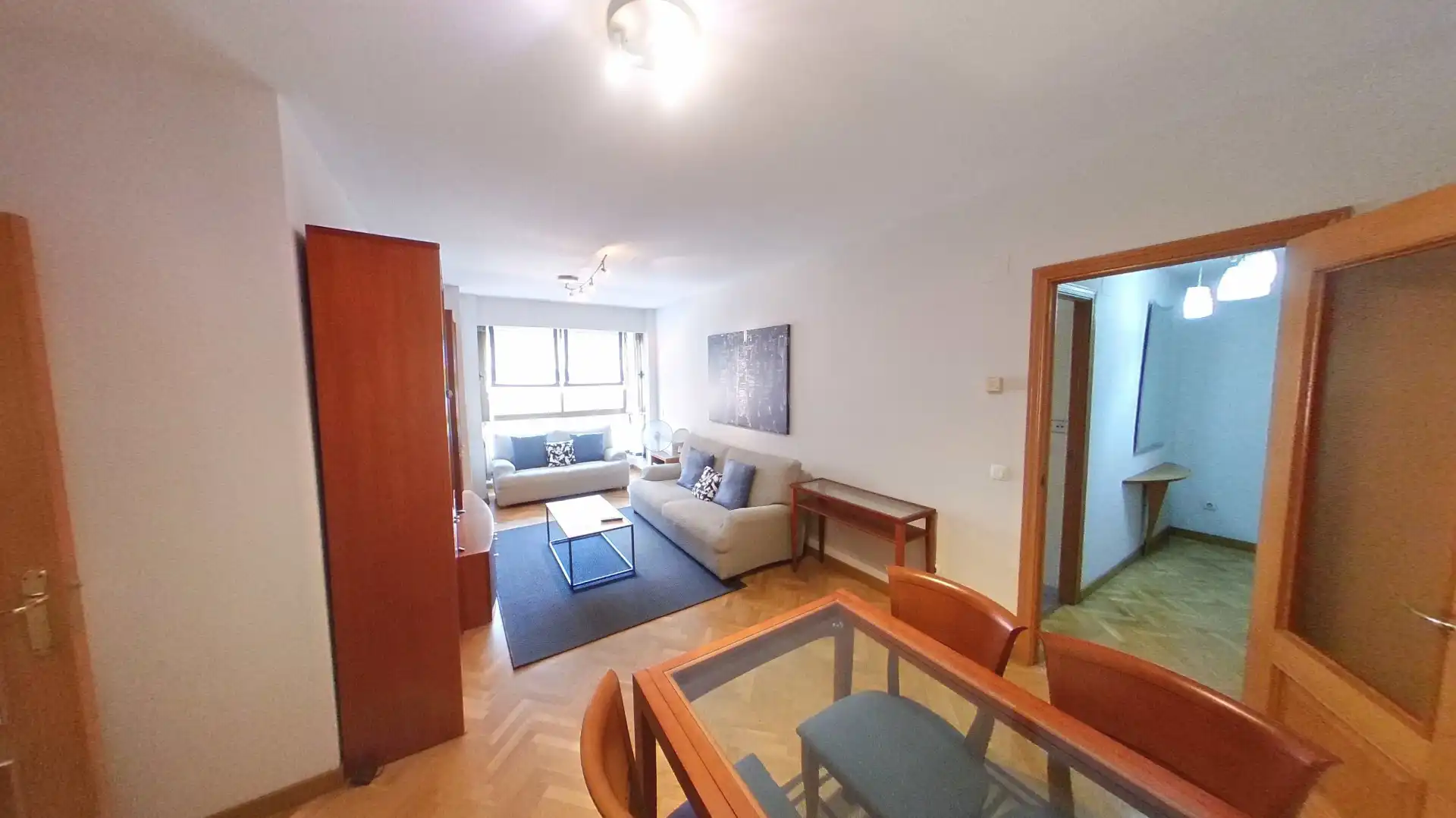 Flat for rent in Calle de Rafael Bergamín, San Juan Bautista