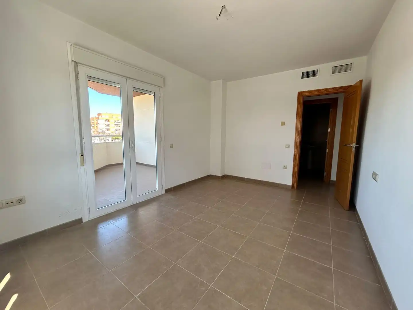 Habitación de Piso en venta en El Ejido con Terraza